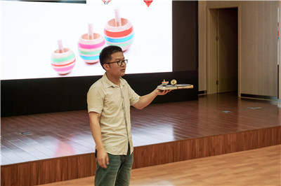 无处不在的物理讲座.jpg